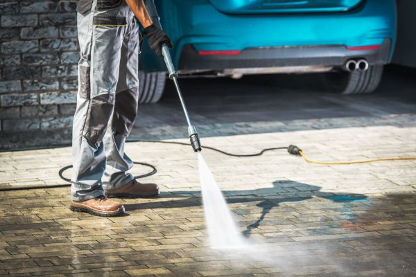Driveway Pressure Washing in North Port
