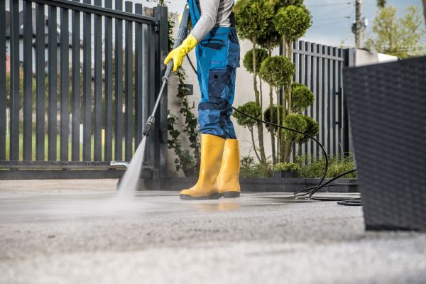 Driveway Power Washing in North Port