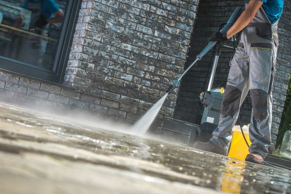 Storefront Pressure Washing in North Port