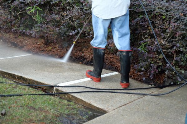 Cost of Walkway Pressure Washing in North Port
